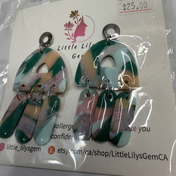 Handmade Multicolor Dangle Earrings - Picture 5 of 6